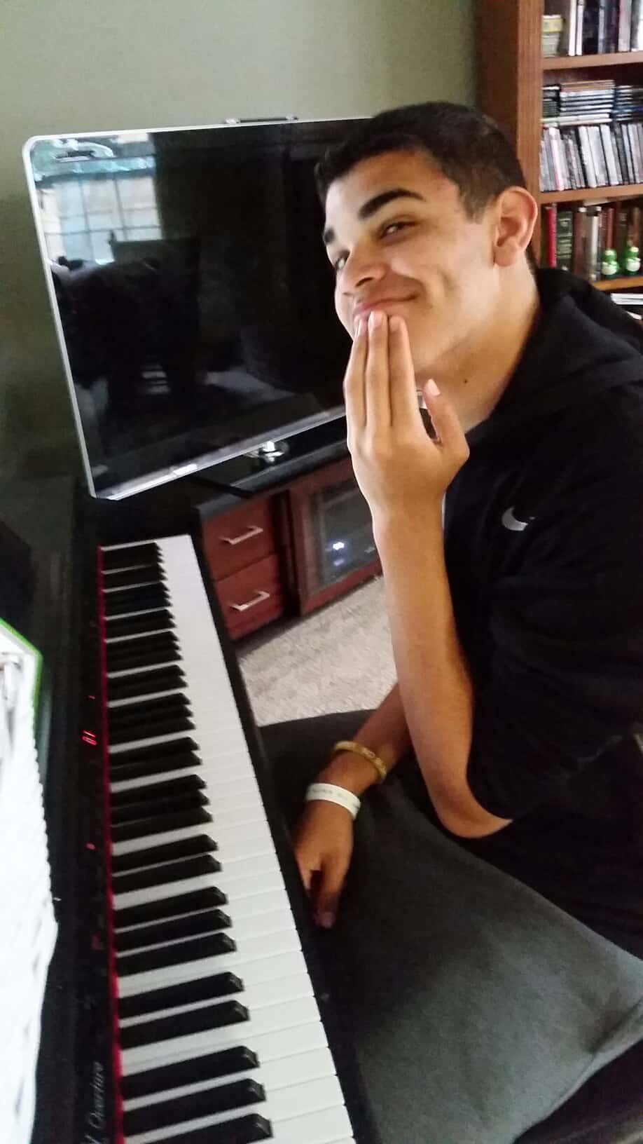 20150603_084339.jpg JazzEdge Easy Piano Basics Online Lesson Review @ Thoushallnotwhine.com