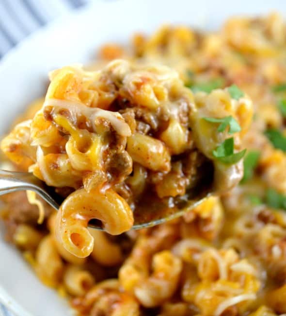 Skillet-Cheesy-Chili-Mac