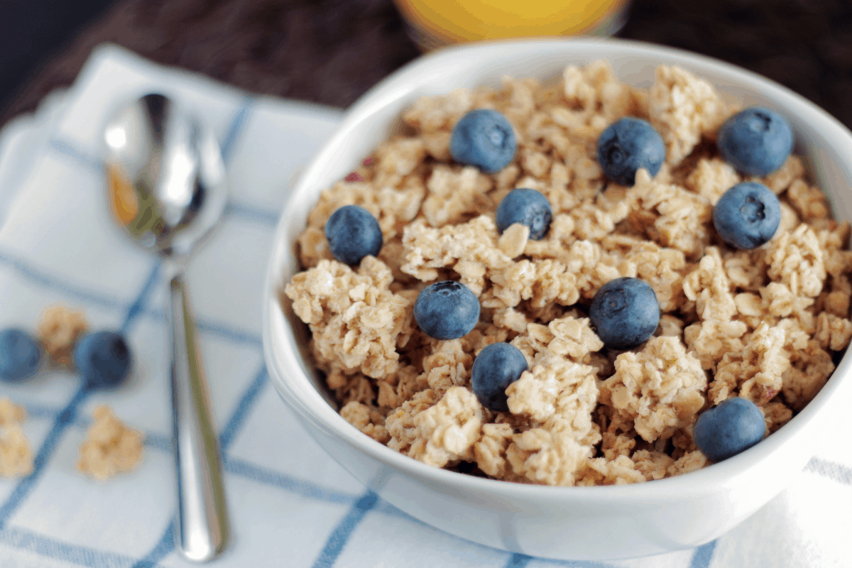 Shelf Stable Staples to Get You Through the End of the Month Frugal Living | Meal Planning | Large Family Life | Pantry Cooking ThouShallNotWhine.com