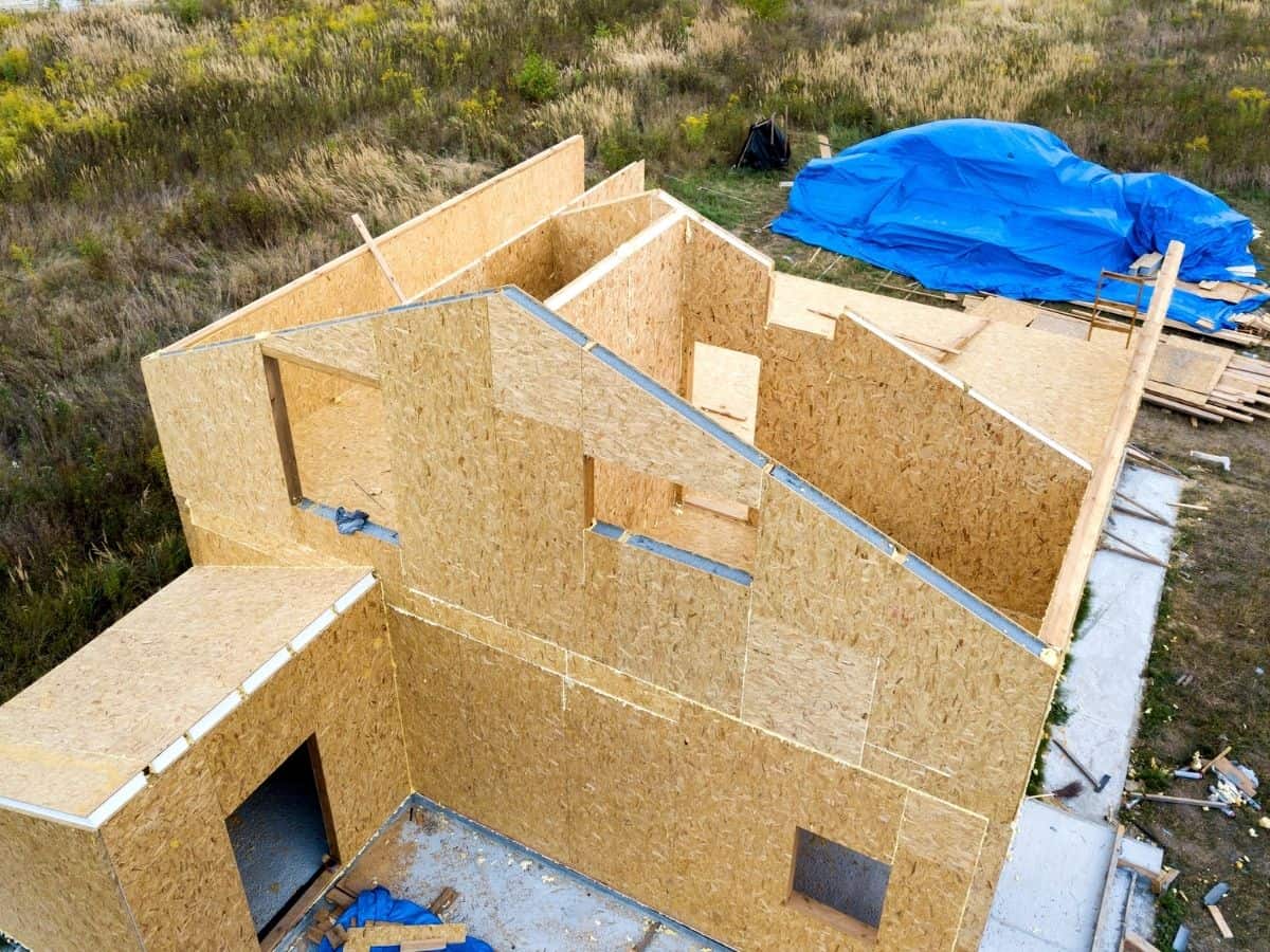 Modular home construction SIPs; build in progress
